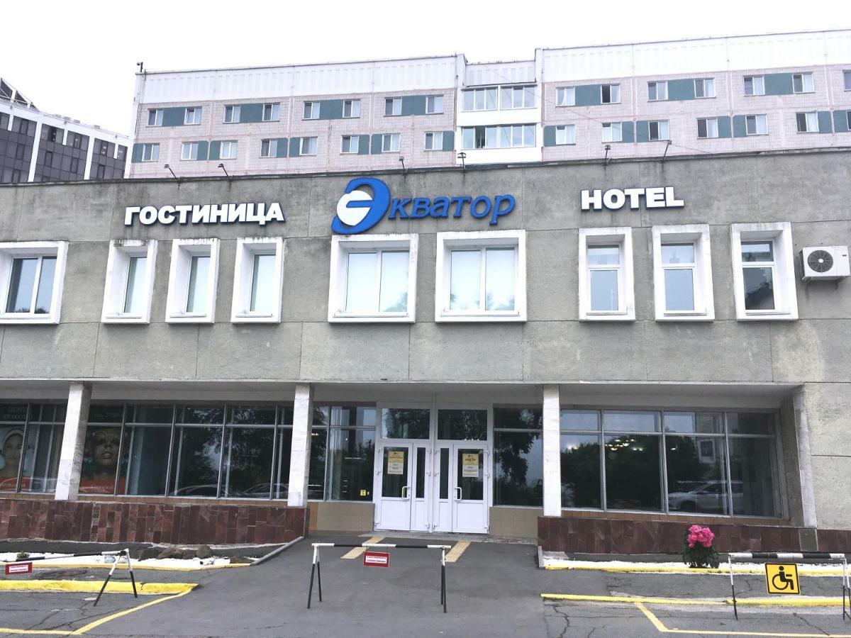 Econom Hotel Equator Vladivostok Esterno foto